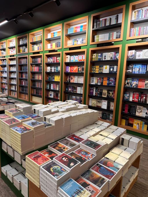 Adana Çakmak Plaza Kitapçılar